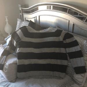 Womens size L sweater black/gray strip